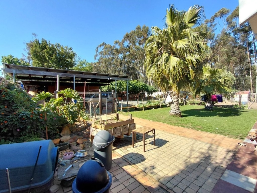 5 Bedroom Property for Sale in Penhill Western Cape